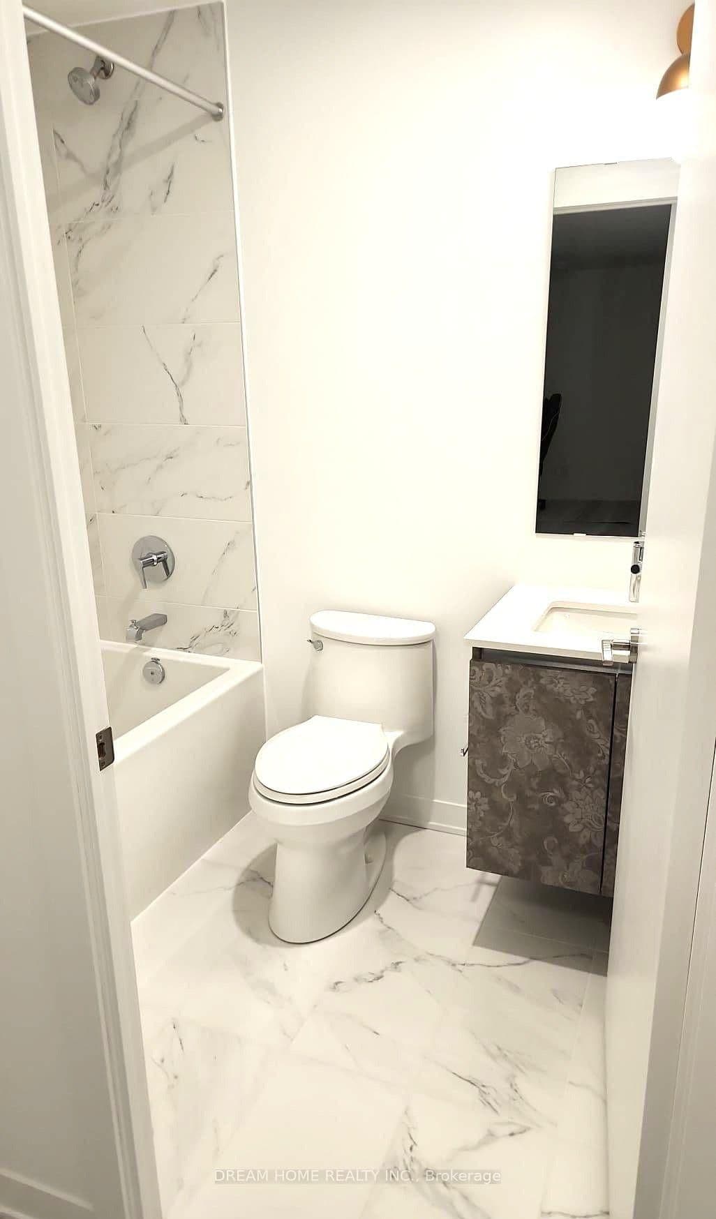 407 Dundas Street W, Unit 804 thumbnail 9