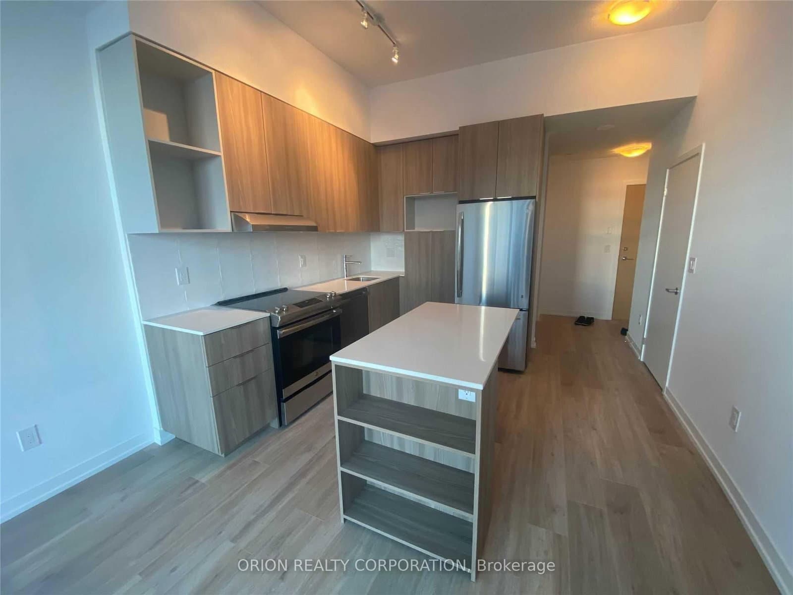 2520 Eglinton Avenue W, Unit 1421 thumbnail 2