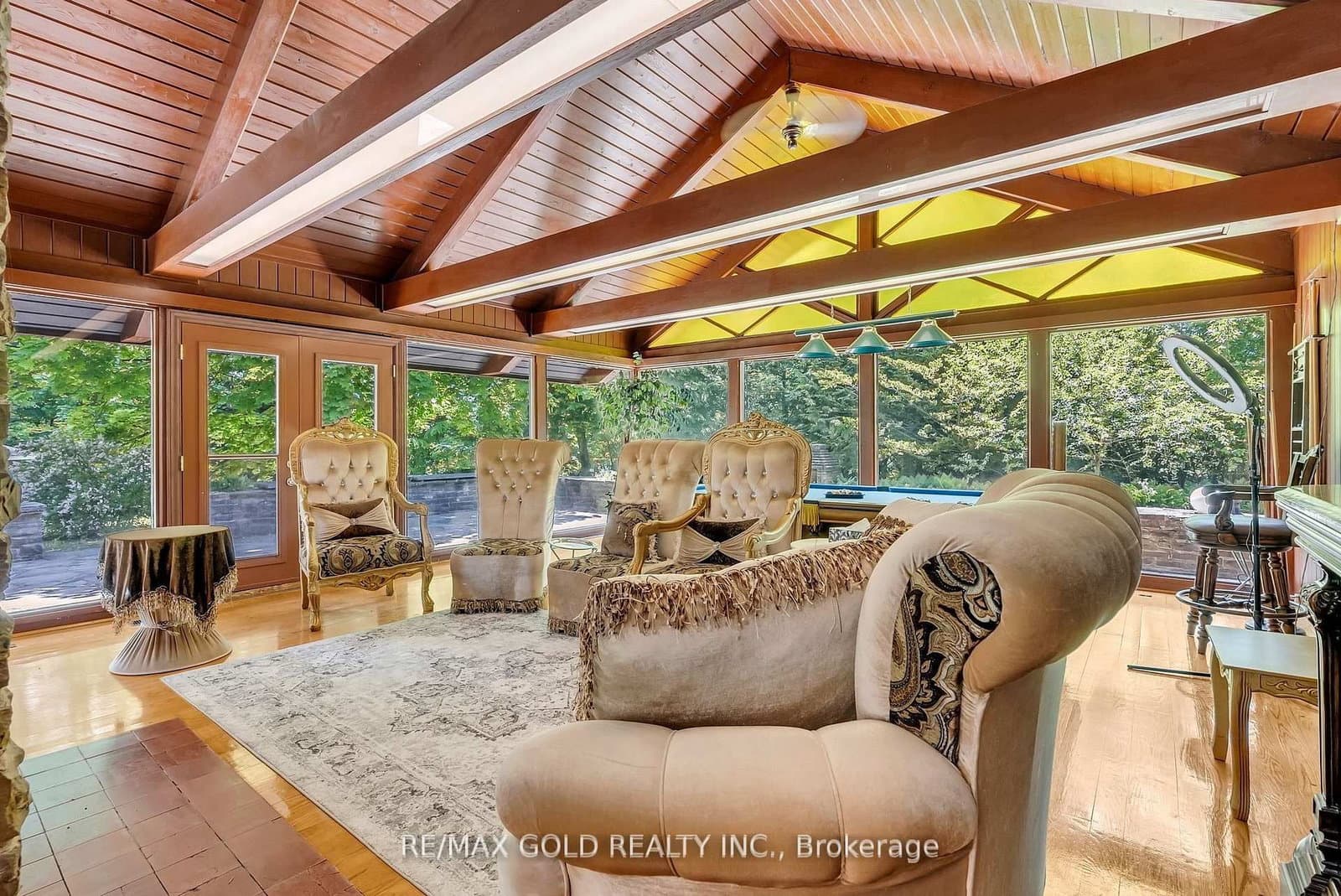1356 Oak Lane thumbnail 14