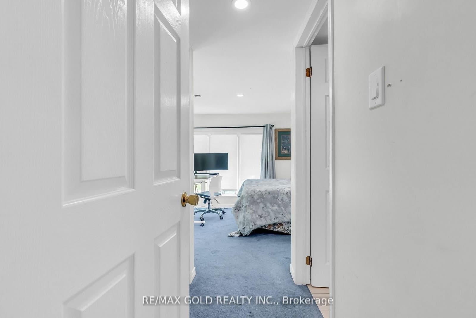 1356 Oak Lane thumbnail 29
