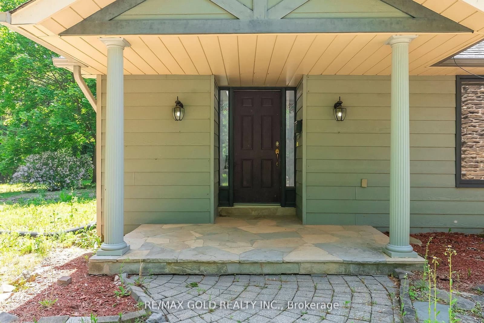 1356 Oak Lane thumbnail 4