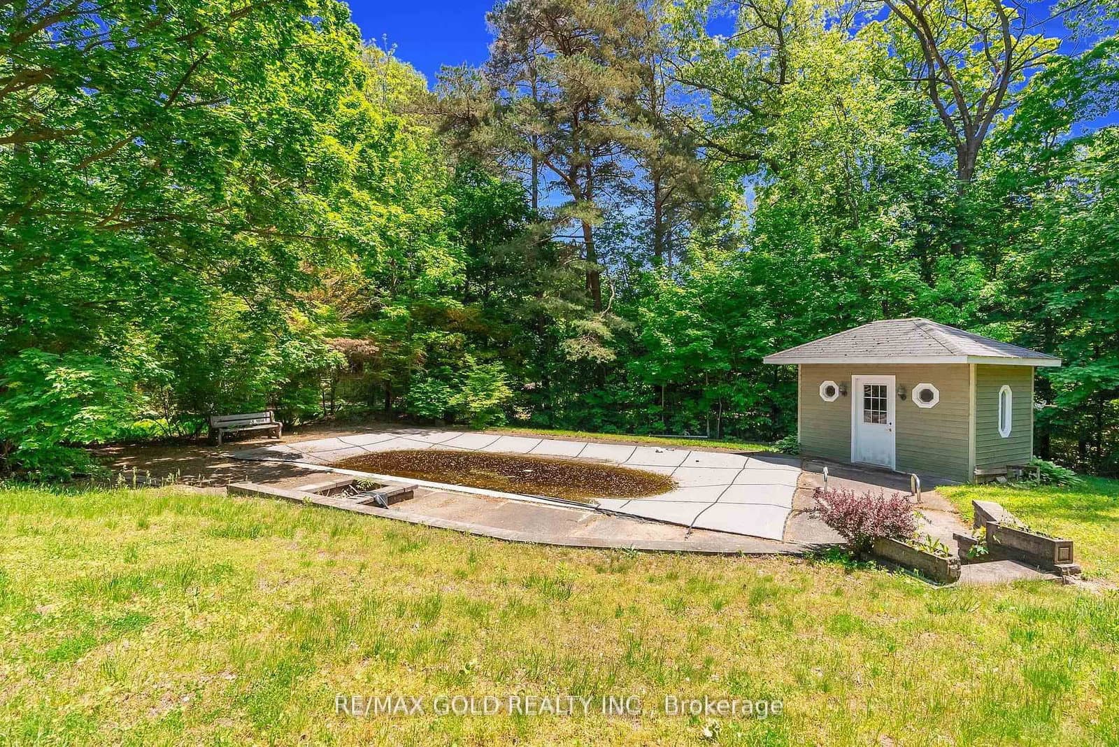 1356 Oak Lane thumbnail 48
