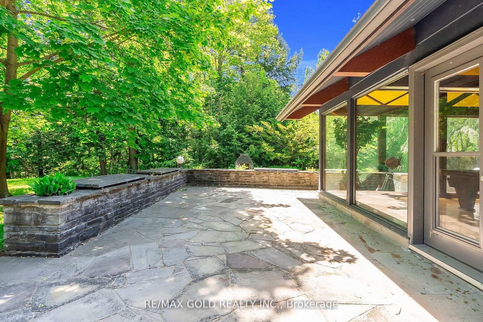 1356 Oak Lane thumbnail 49