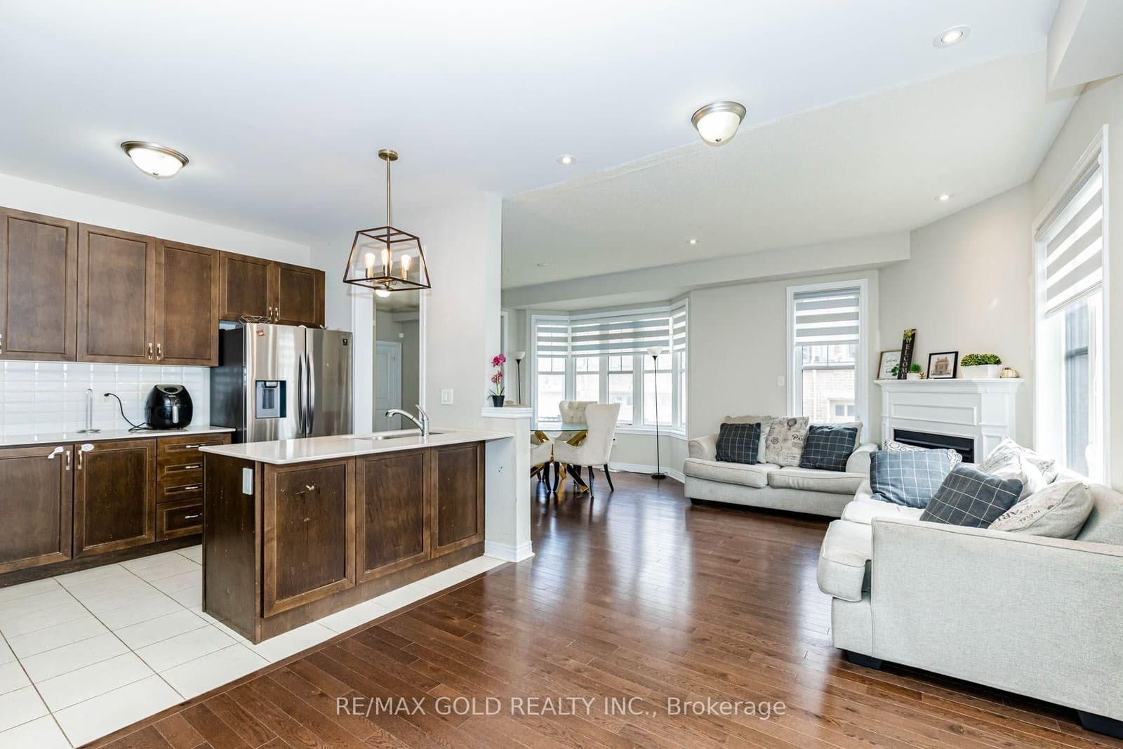3 DALE MEADOWS Road thumbnail 16