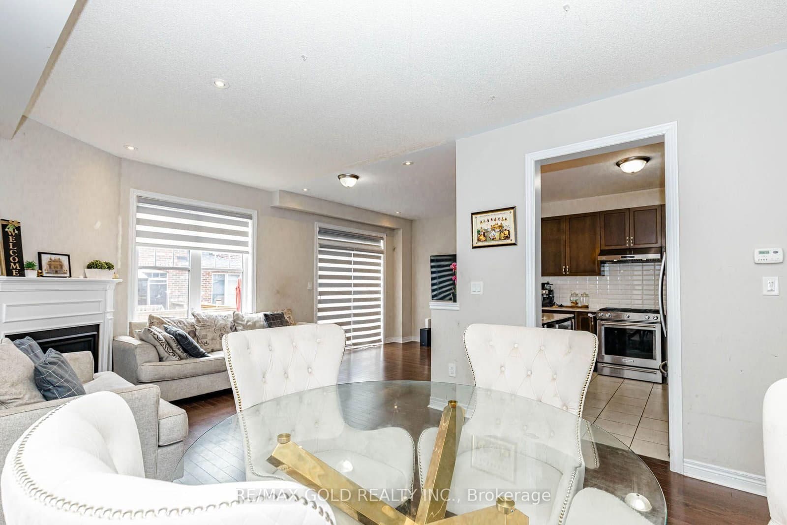 3 DALE MEADOWS Road thumbnail 8