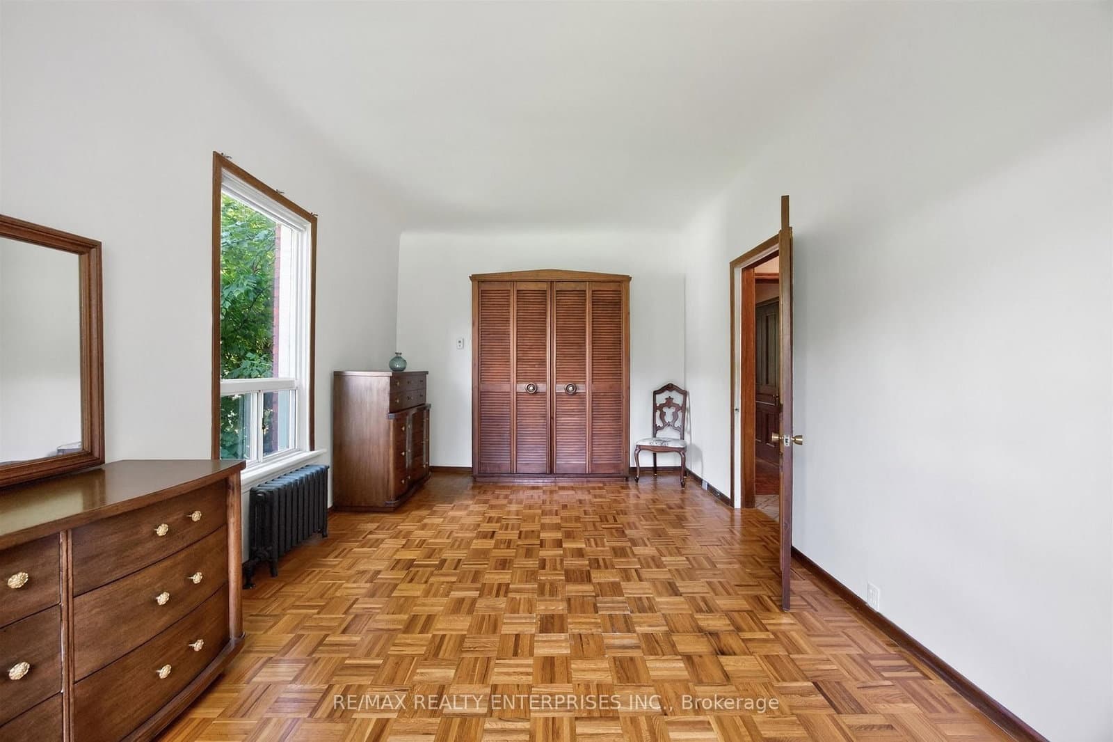 162 Mavety Street thumbnail 20