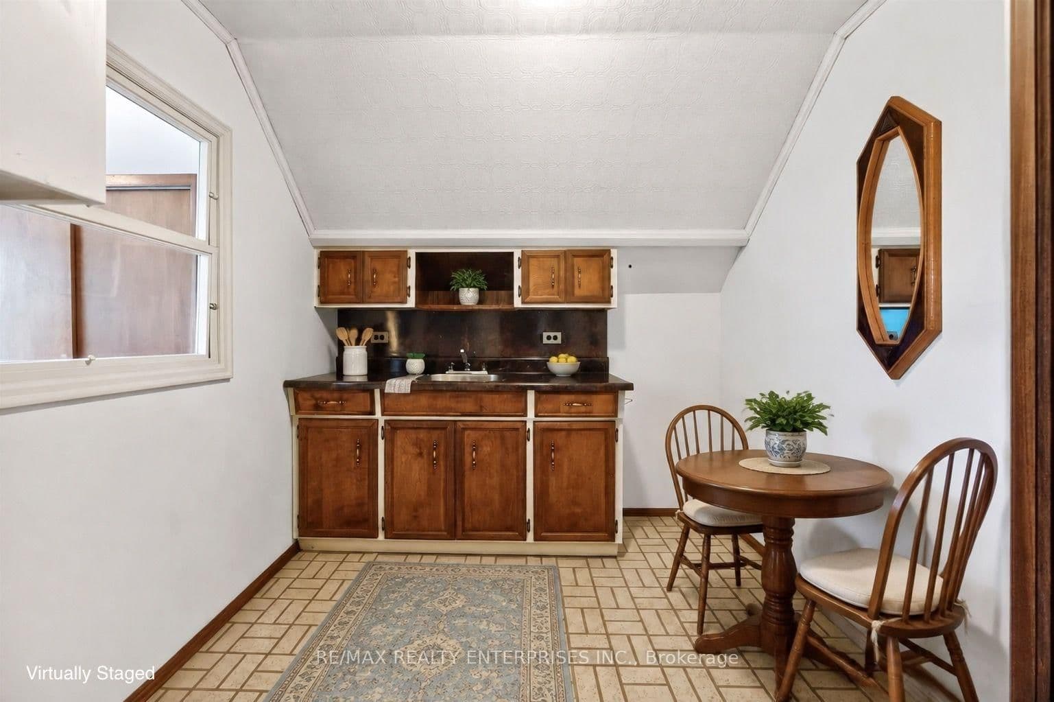 162 Mavety Street thumbnail 37