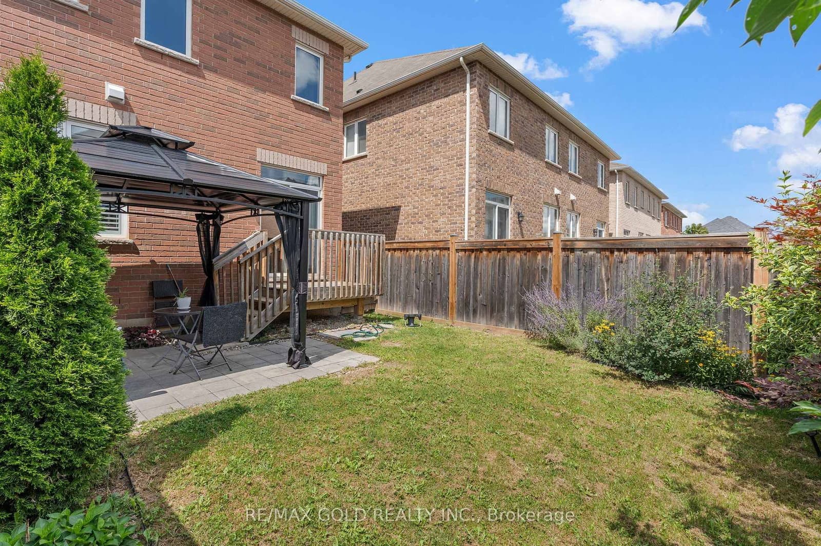 15 Antibes Drive thumbnail 33