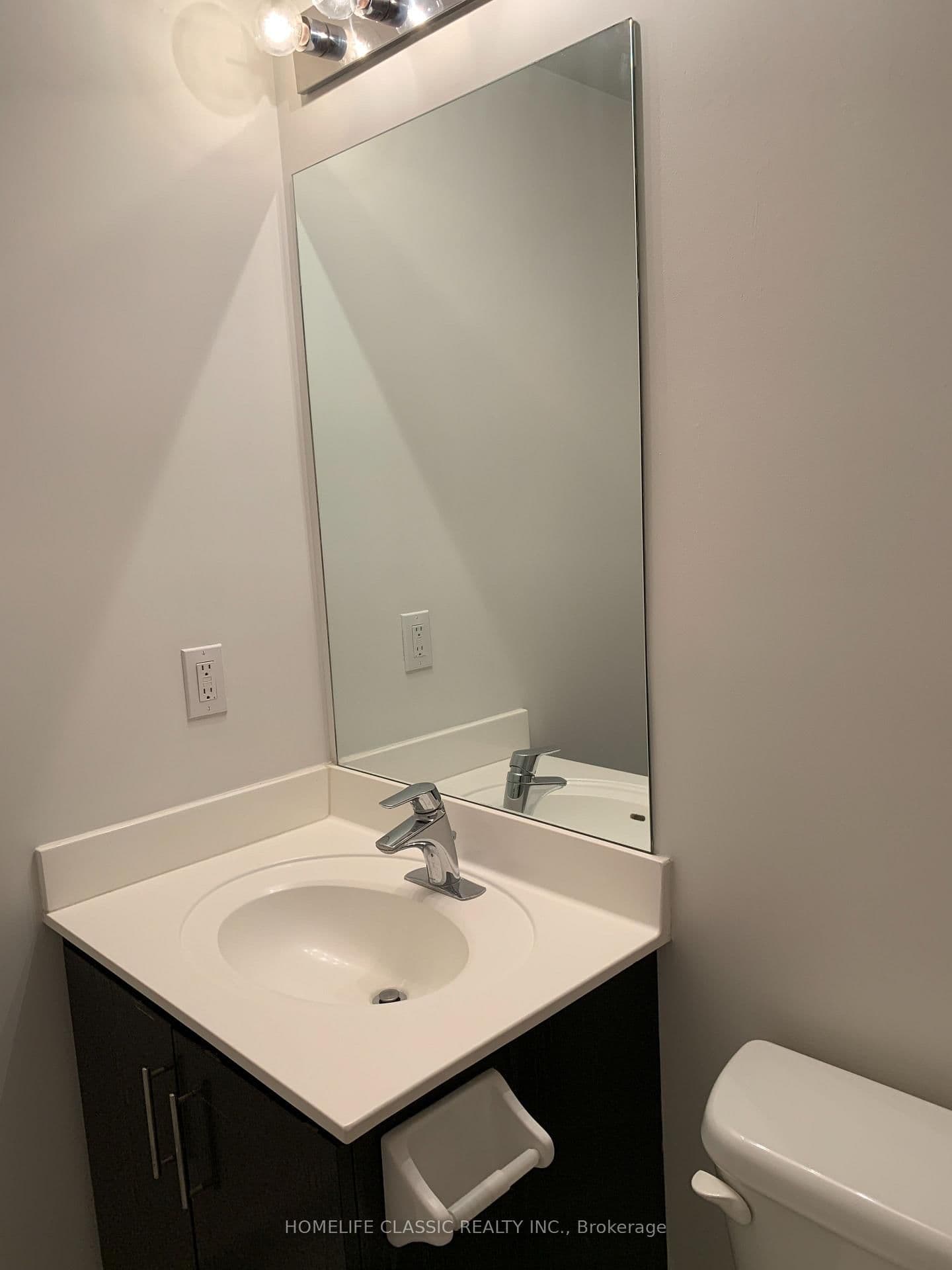15 James Finlay Way, Unit 611 thumbnail 10
