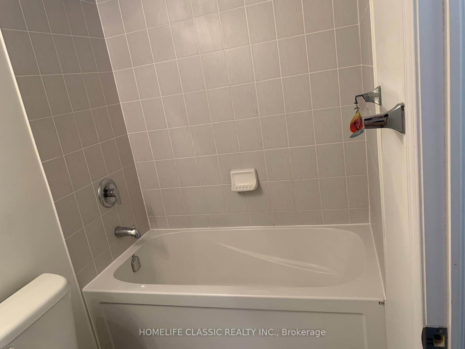 15 James Finlay Way, Unit 611 thumbnail 8
