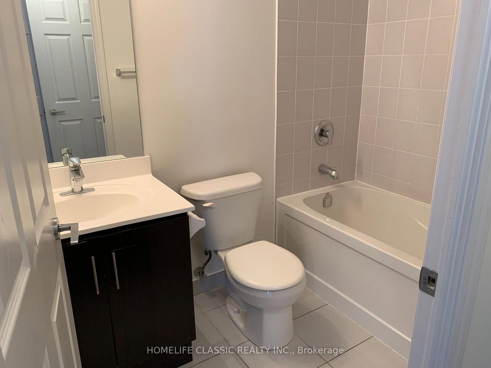 15 James Finlay Way, Unit 611 thumbnail 9
