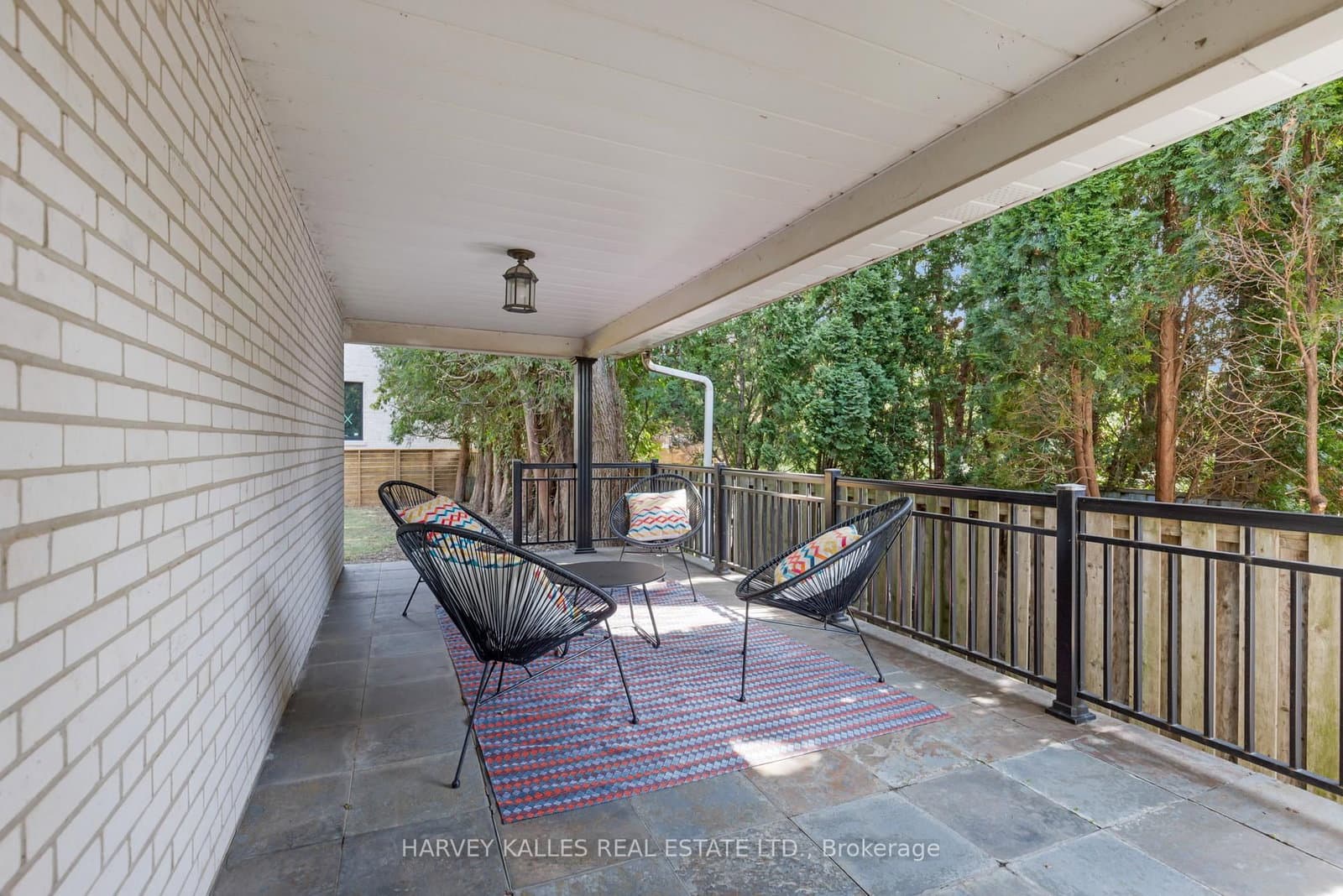 215 Edenbridge Drive thumbnail 14