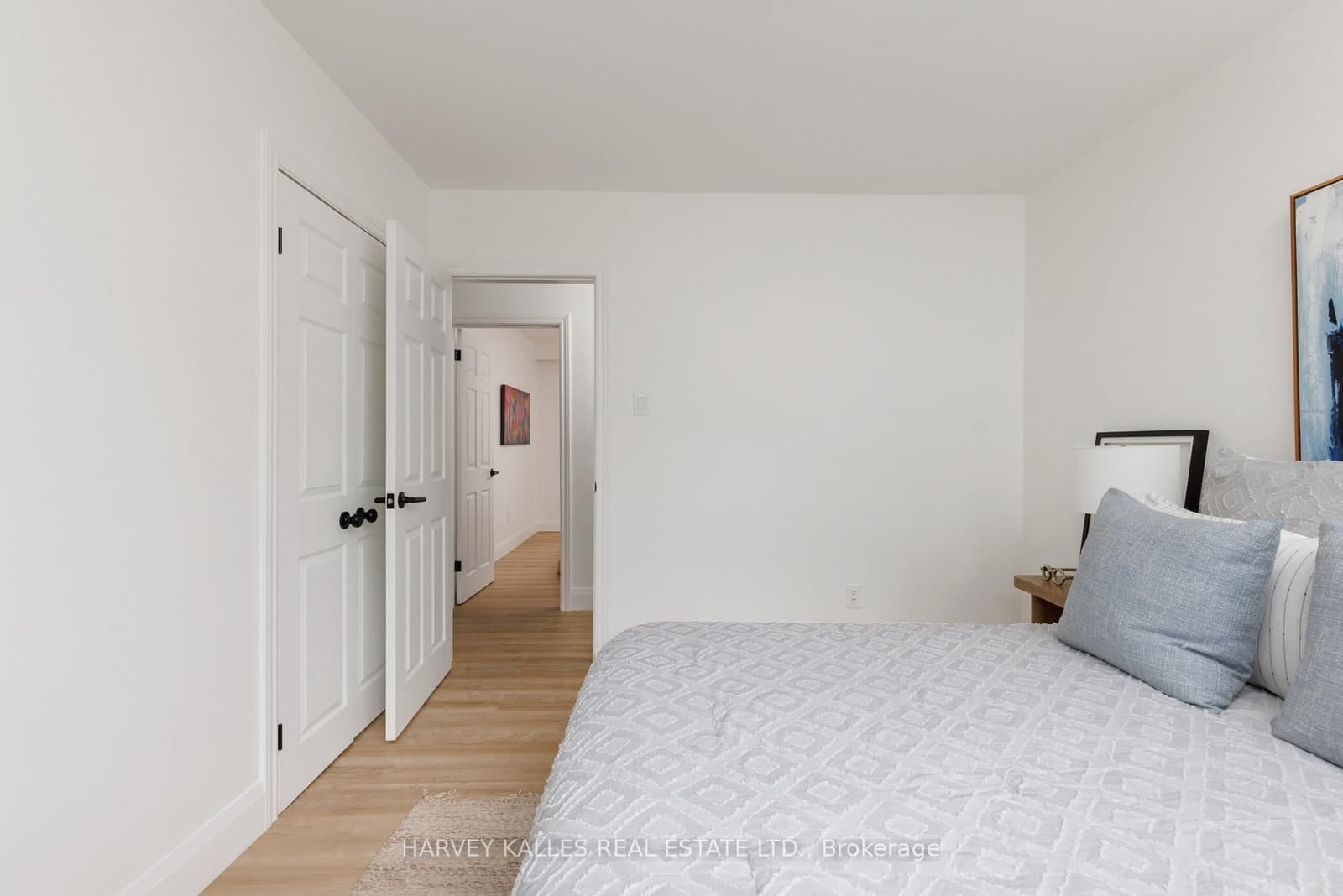 215 Edenbridge Drive thumbnail 30