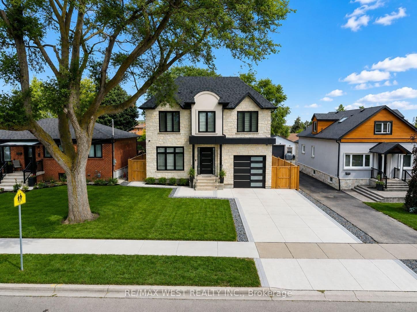 46 Golfdown Drive - Image 1