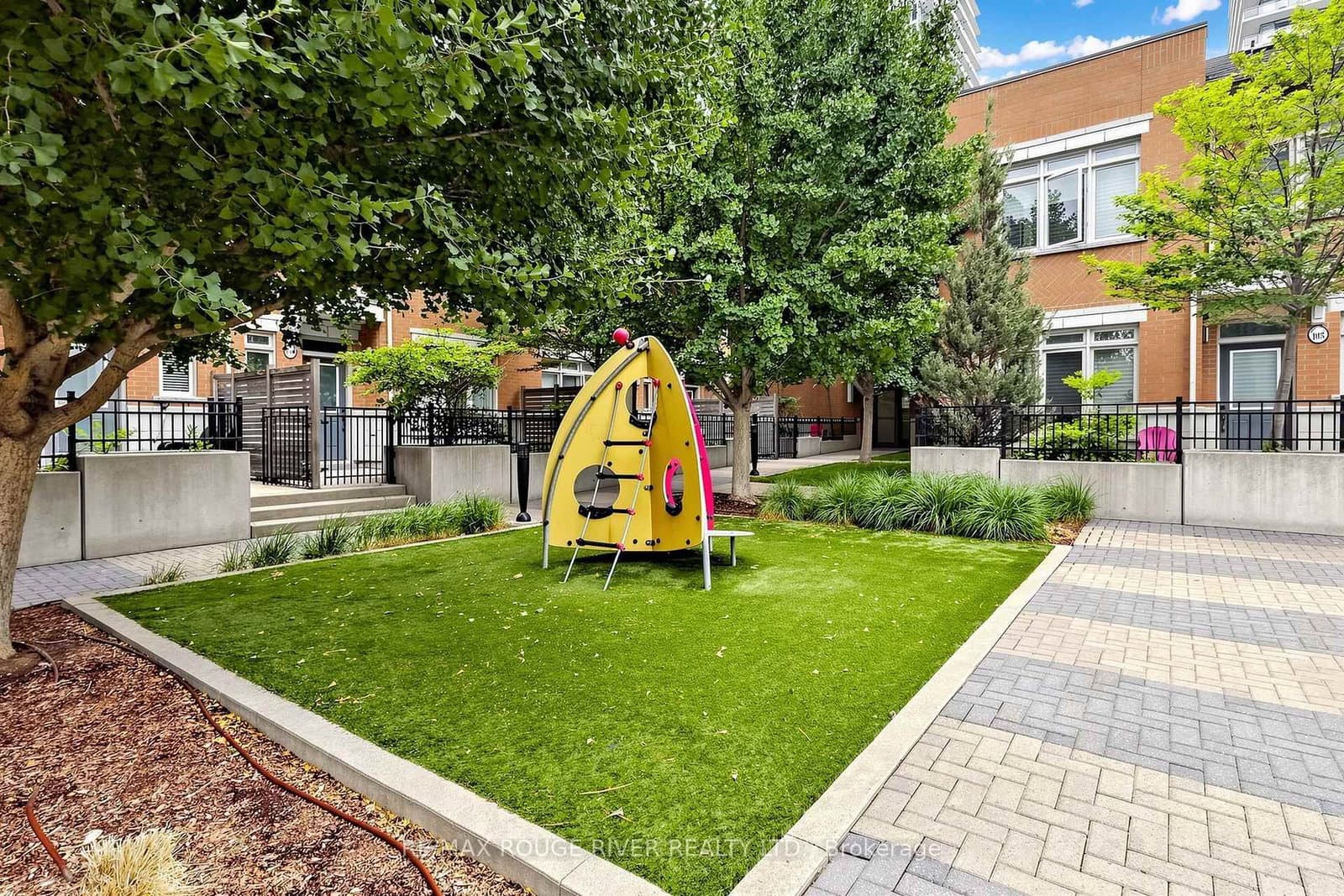 385 Prince Of Wales Drive, Unit 2903 thumbnail 41