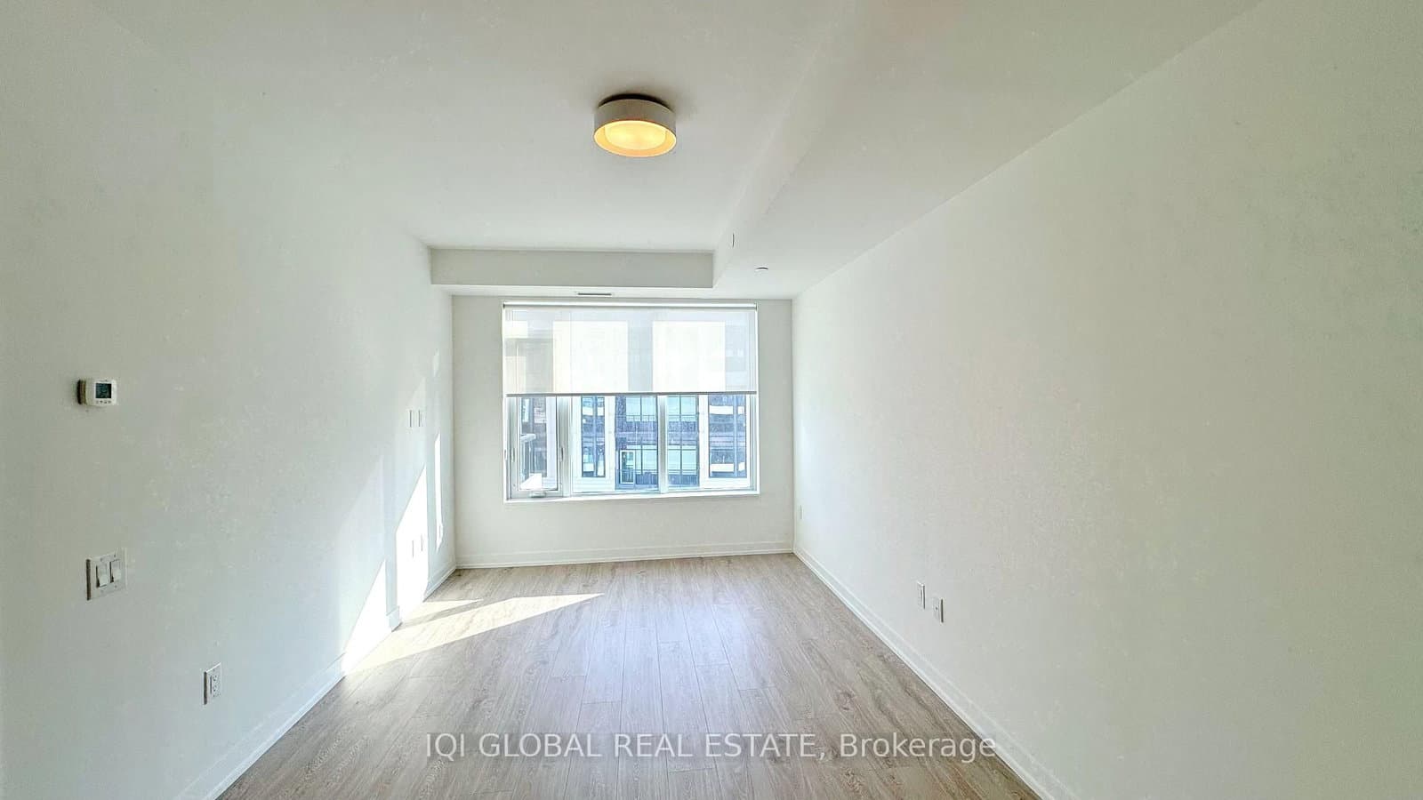 2485 Eglinton Avenue W, Unit 1007 thumbnail 3