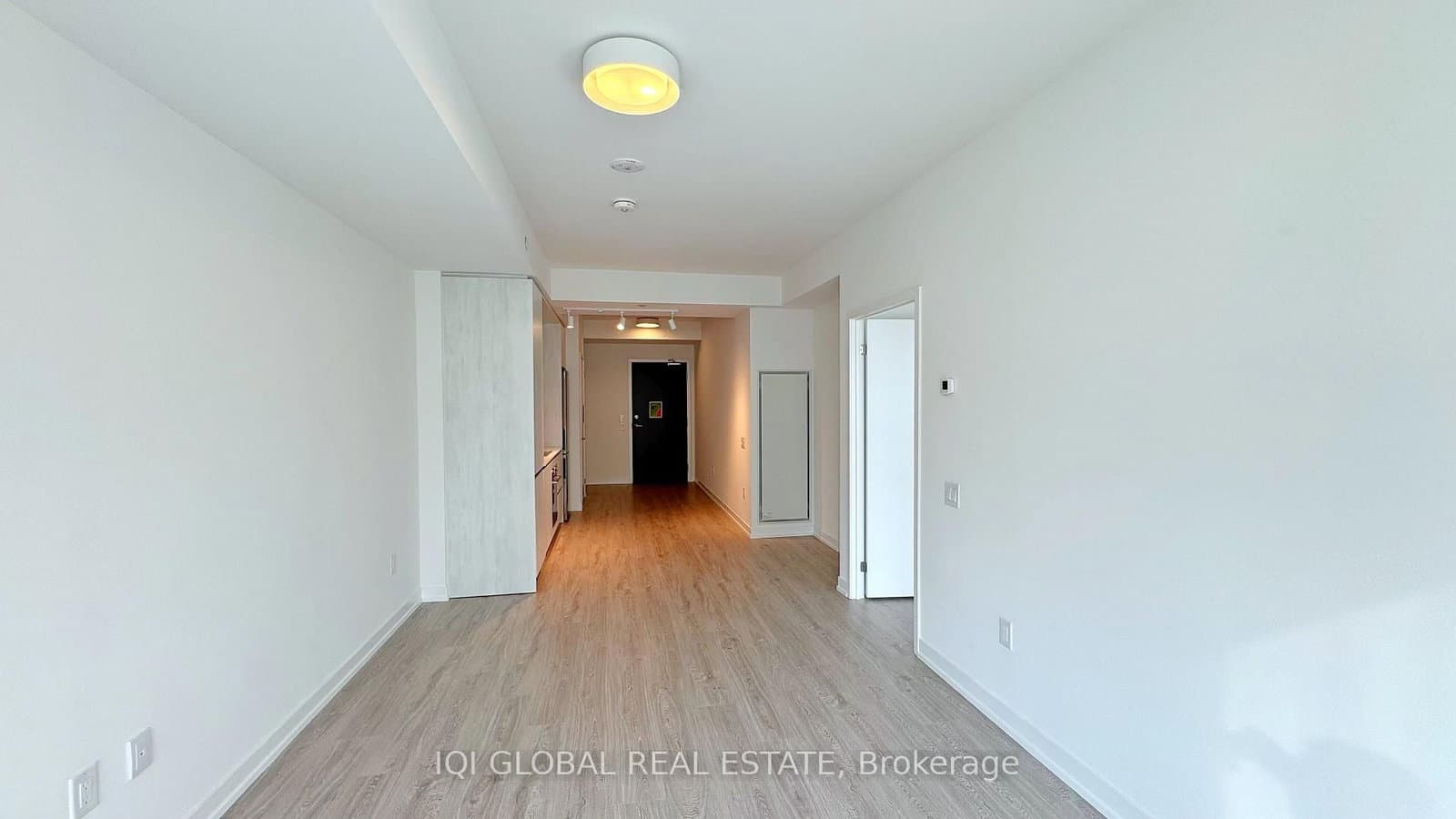 2485 Eglinton Avenue W, Unit 1007 thumbnail 5