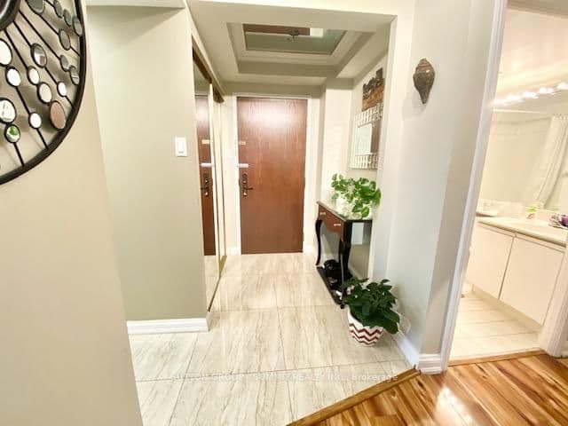 24 Hanover Road, Unit 1209 thumbnail 7