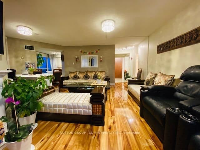 24 Hanover Road, Unit 1209 thumbnail 9
