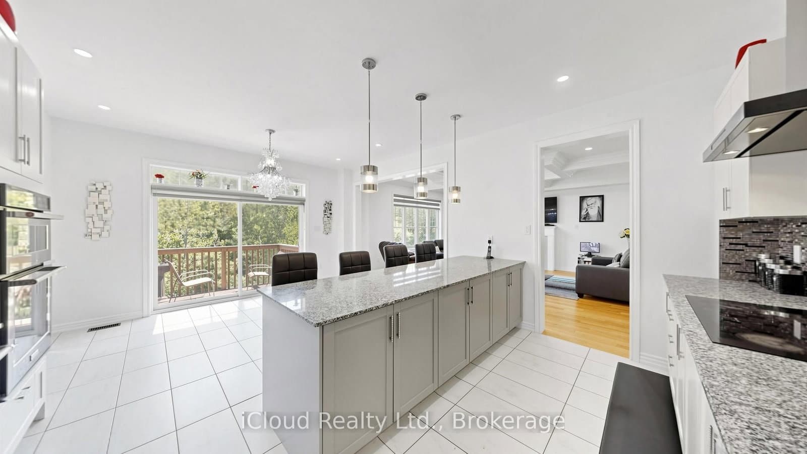 193 THORNBUSH Boulevard E thumbnail 17