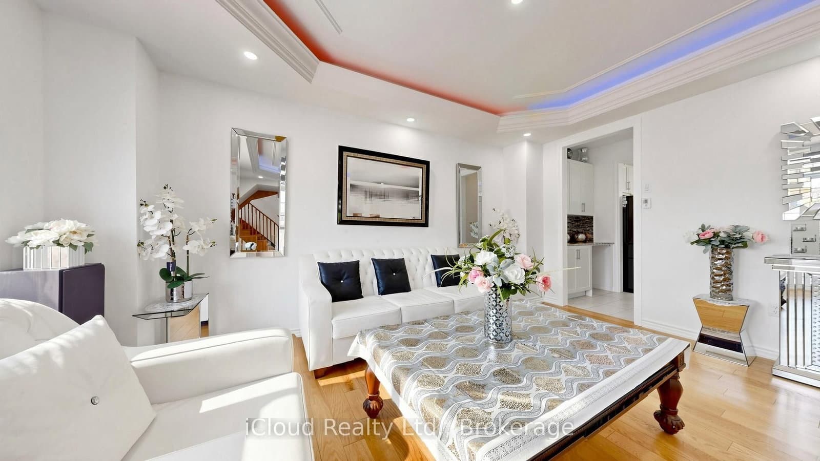 193 THORNBUSH Boulevard E thumbnail 5