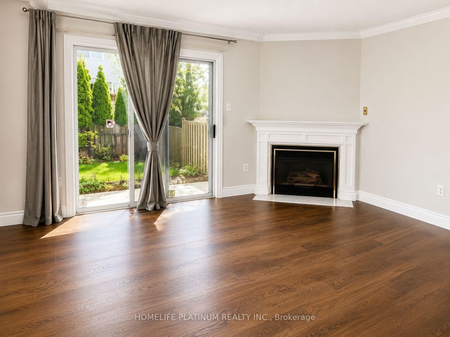 16 Langdale Crescent thumbnail 4