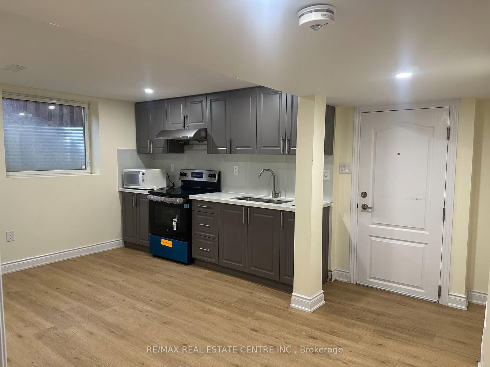 31 Haslemere Avenue - Image 1