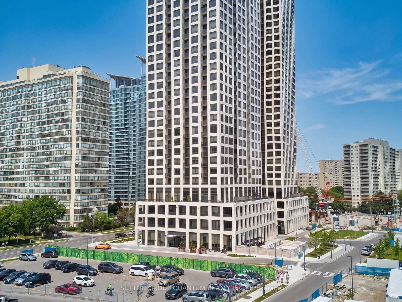 30 Elm Drive, Unit 1607 thumbnail 23