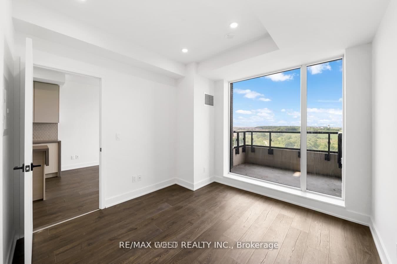 2489 Taunton Road, Unit 716 thumbnail 11