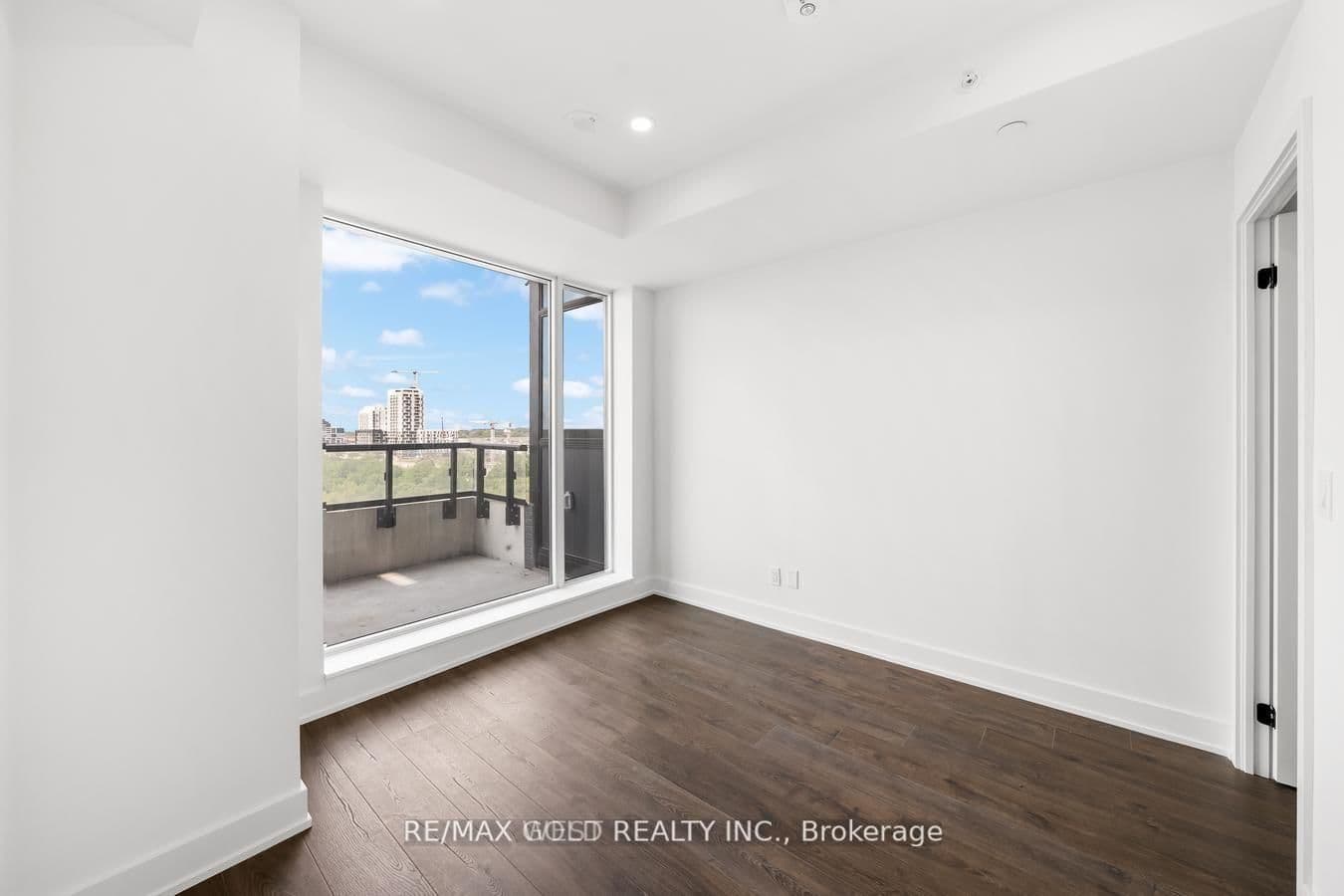2489 Taunton Road, Unit 716 thumbnail 12