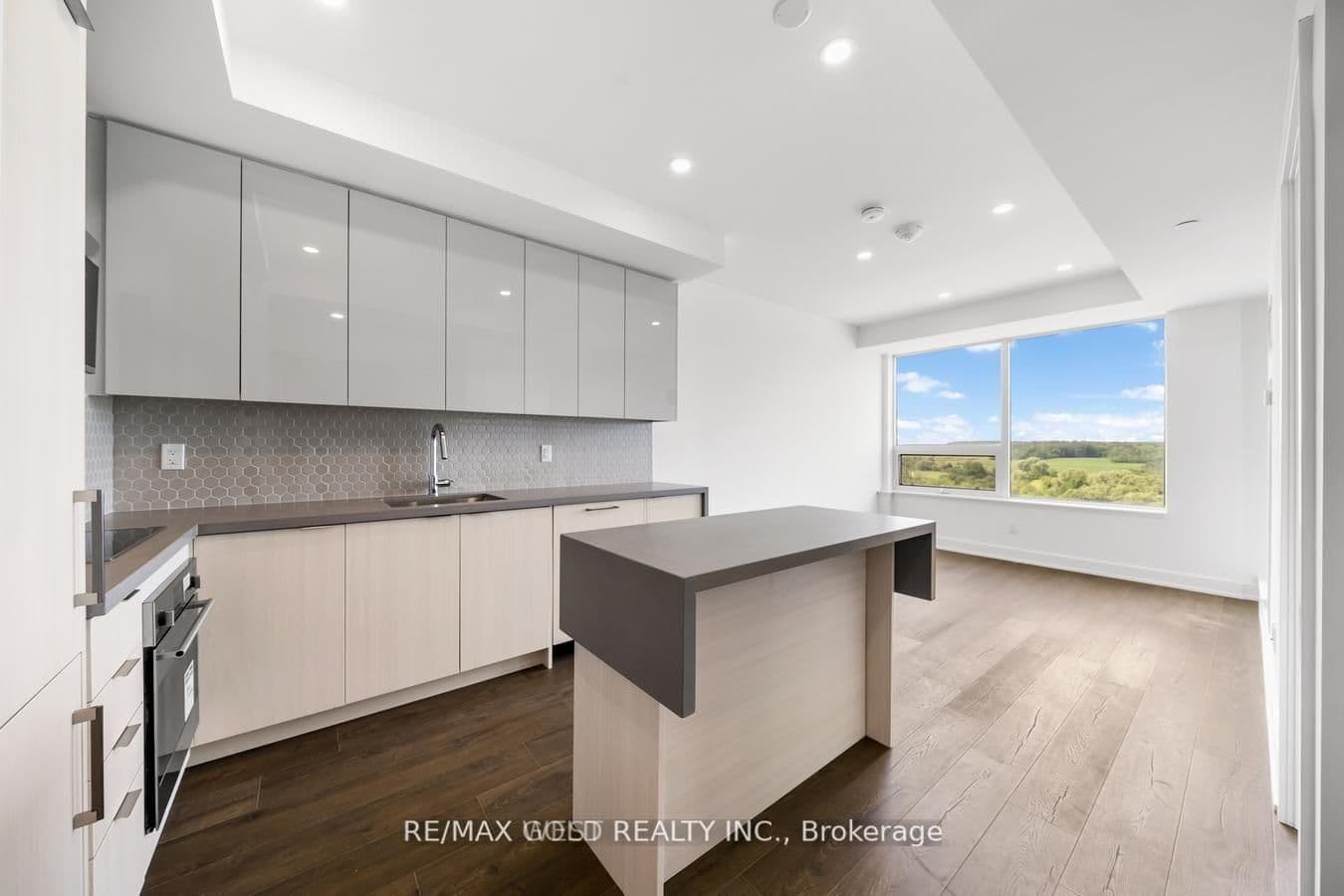 2489 Taunton Road, Unit 716 thumbnail 8