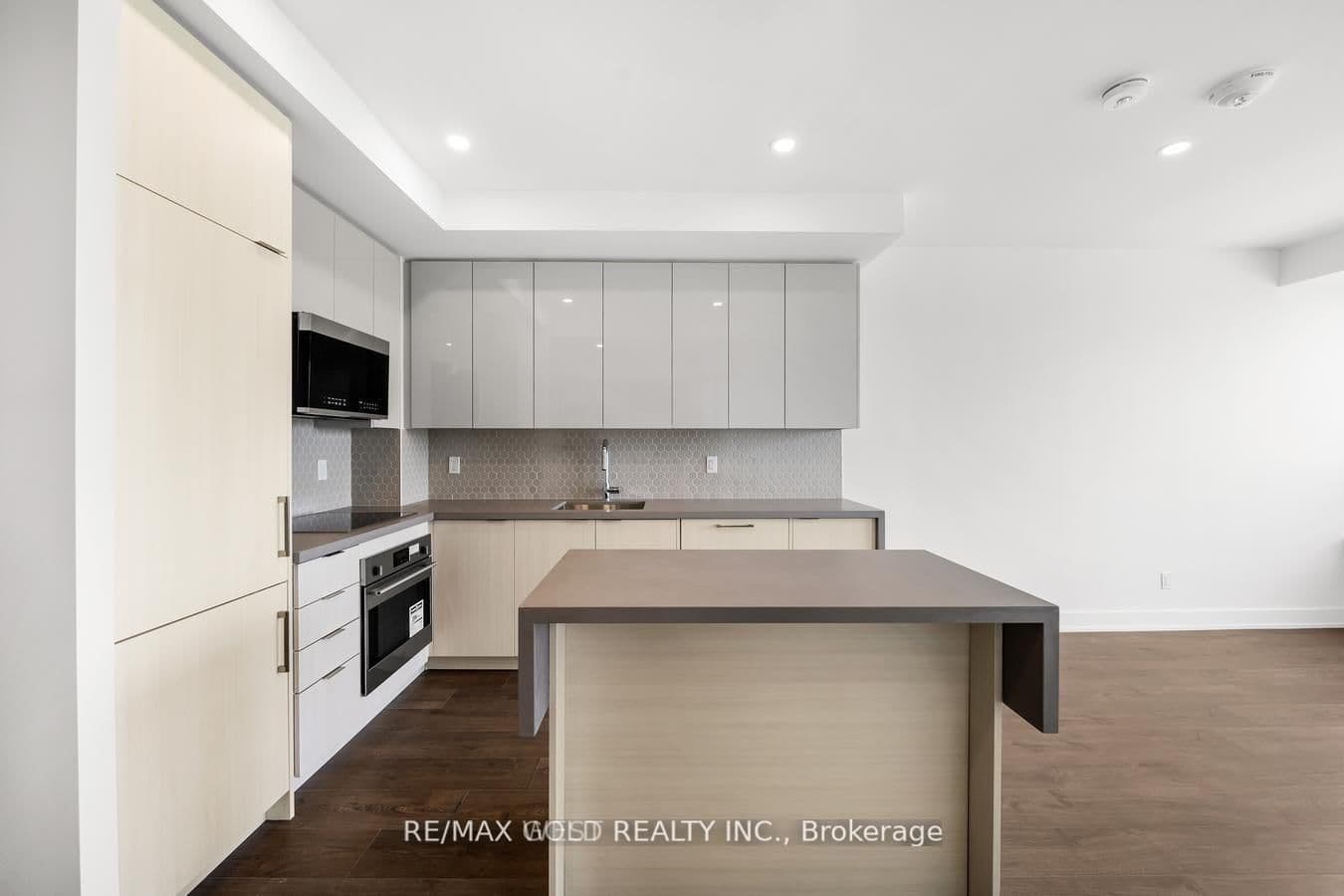 2489 Taunton Road, Unit 716 thumbnail 9