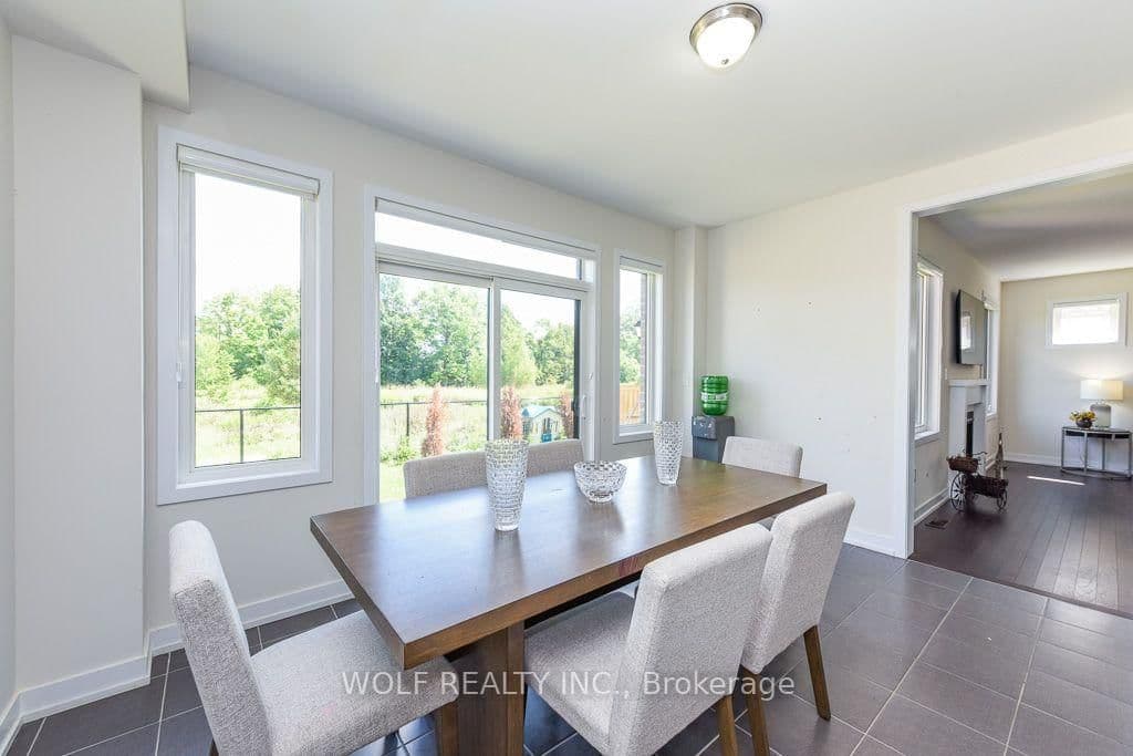 1531 Wellwood Terrace thumbnail 18