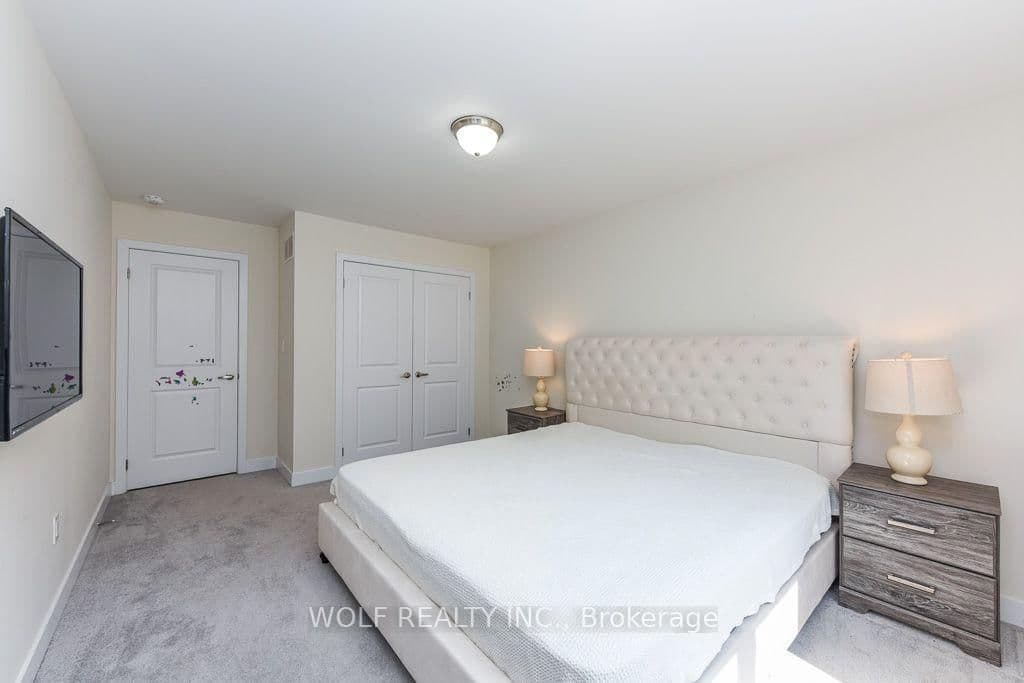 1531 Wellwood Terrace thumbnail 26