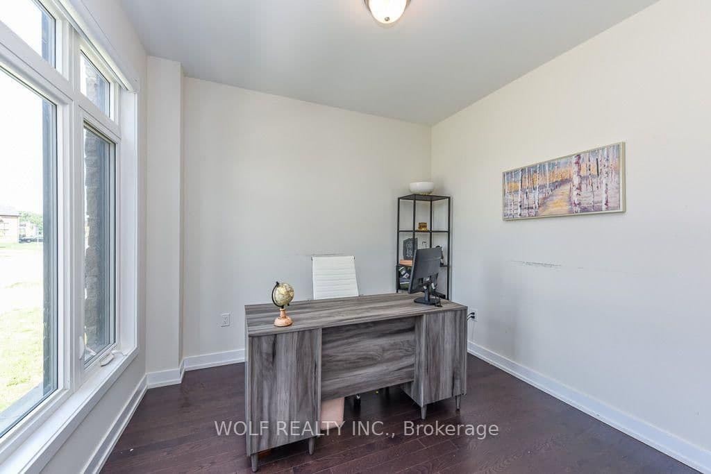 1531 Wellwood Terrace thumbnail 5