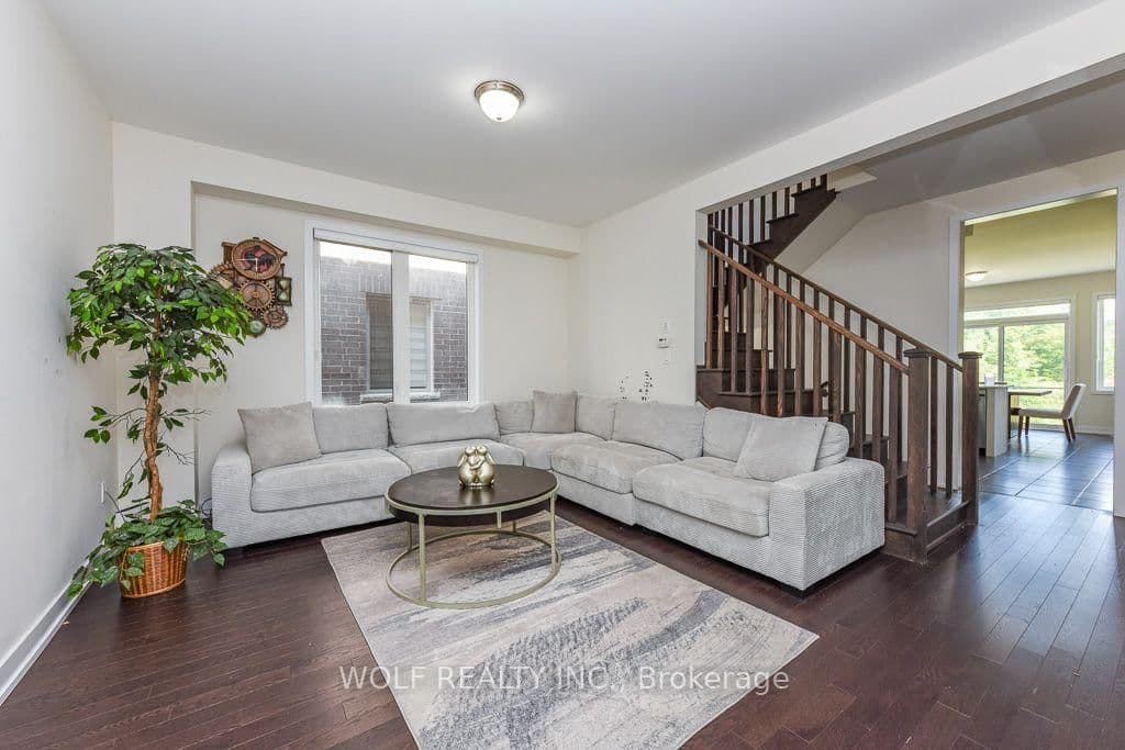 1531 Wellwood Terrace thumbnail 7
