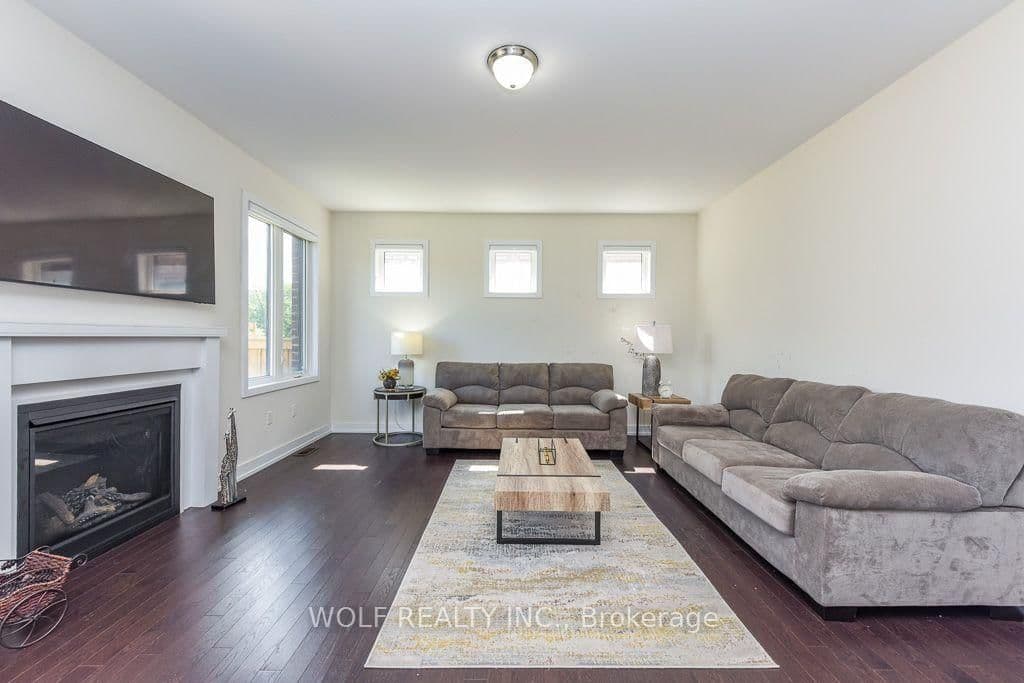 1531 Wellwood Terrace thumbnail 9