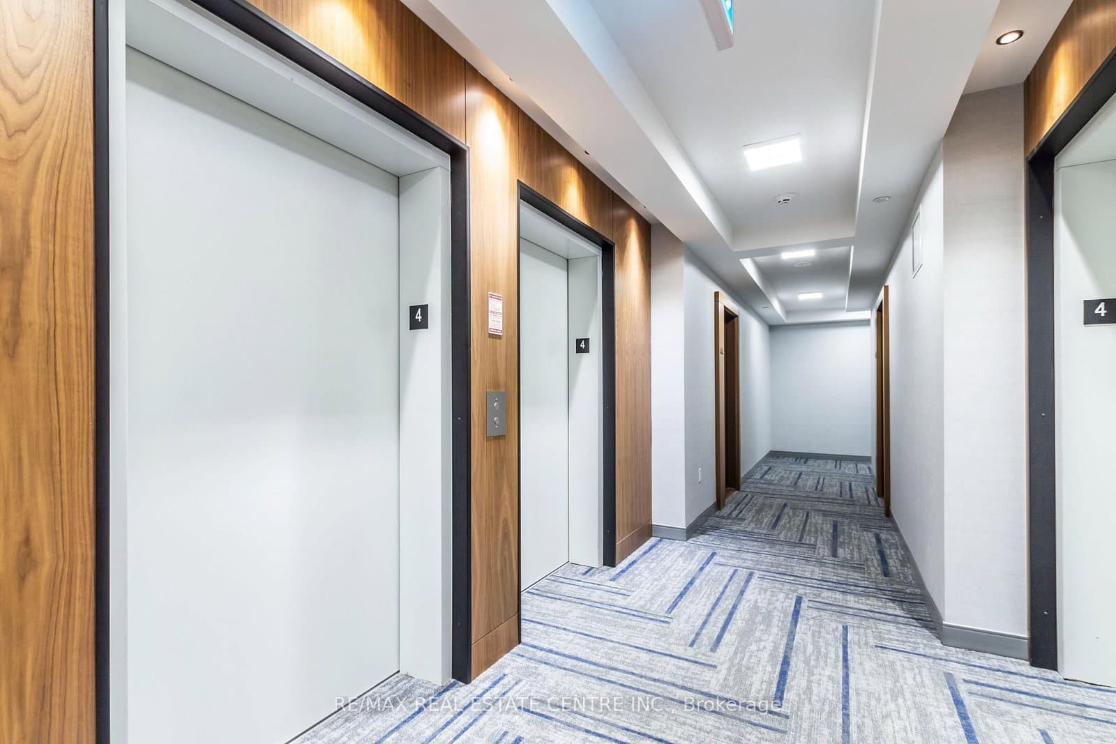 509 Dundas Street W, Unit 401 thumbnail 5