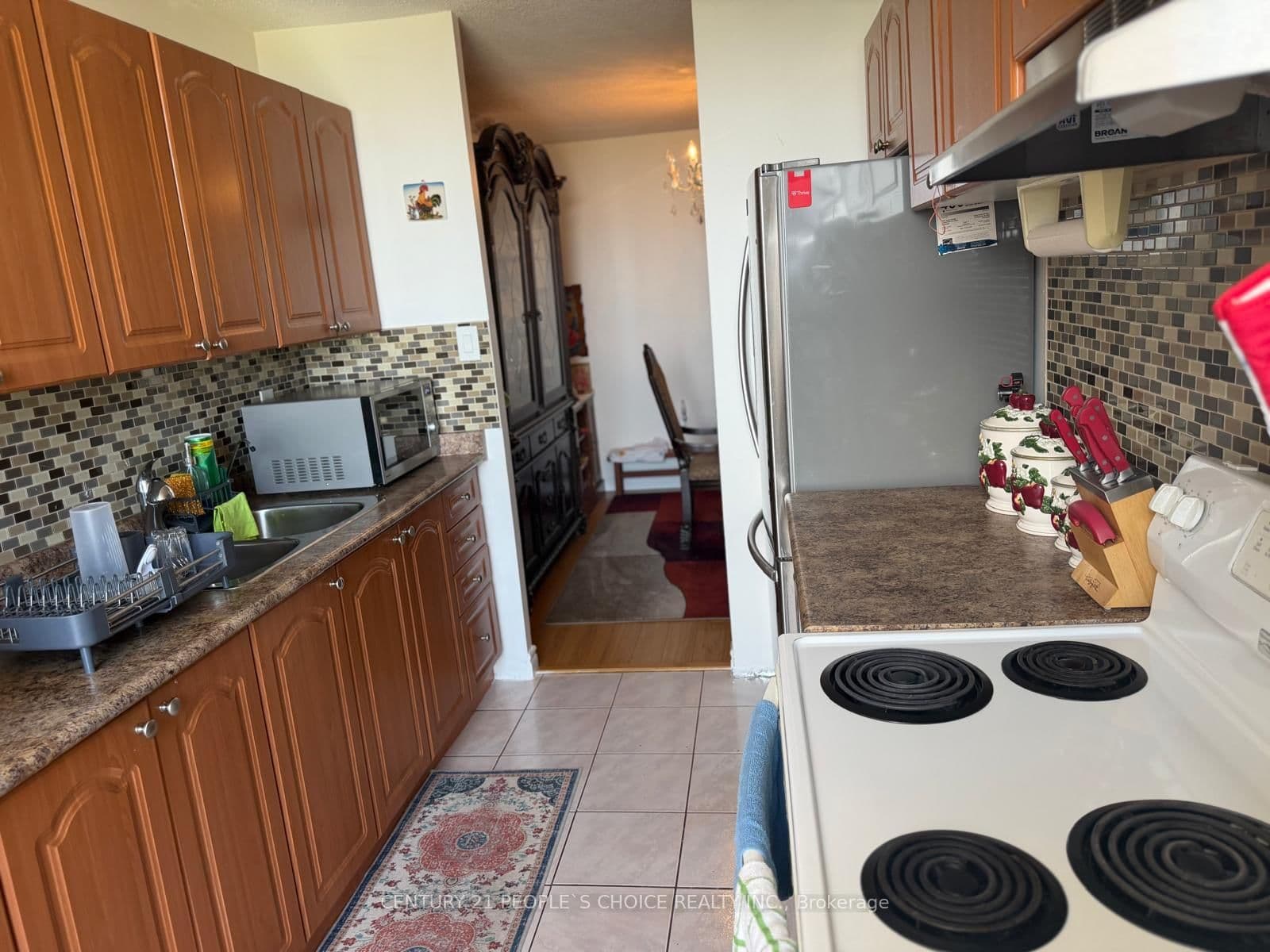 17 Knightsbridge Road, Unit 1205 thumbnail 18
