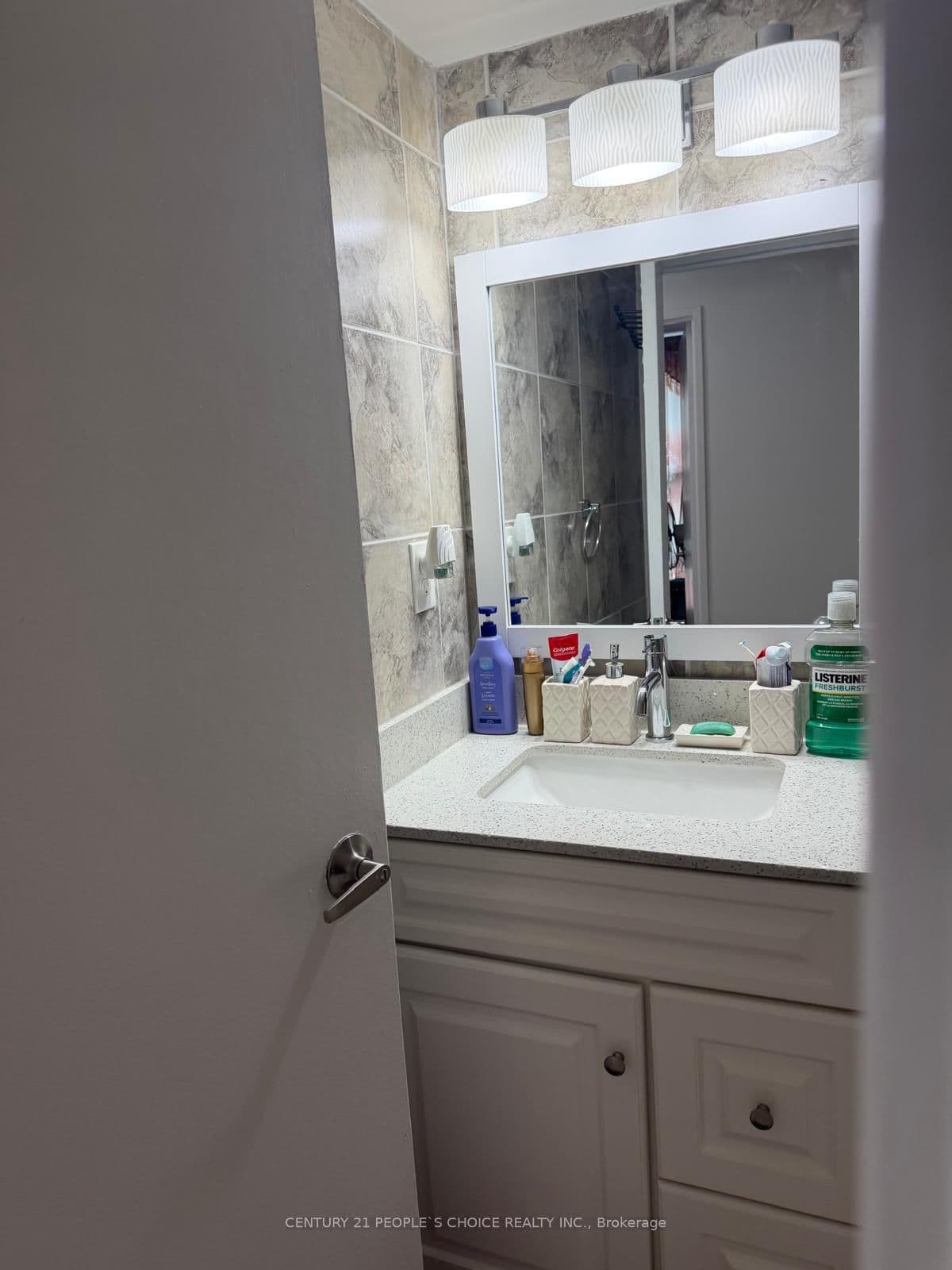 17 Knightsbridge Road, Unit 1205 thumbnail 37
