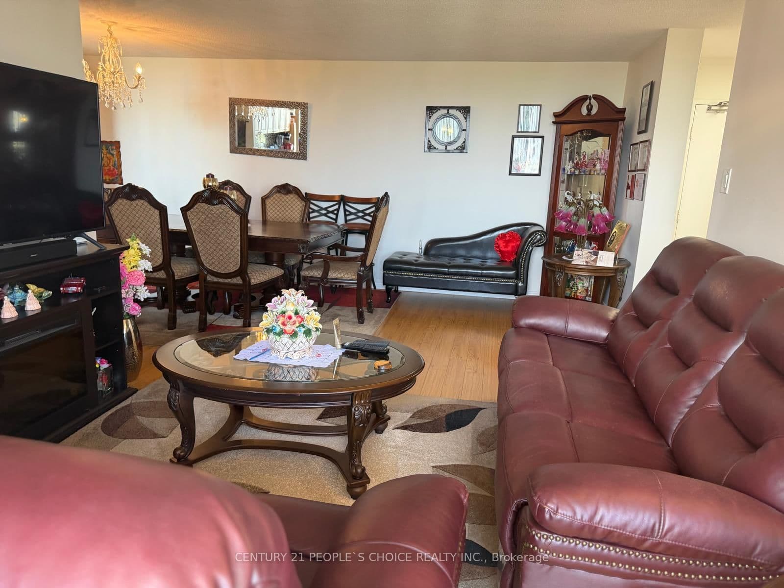 17 Knightsbridge Road, Unit 1205 thumbnail 7