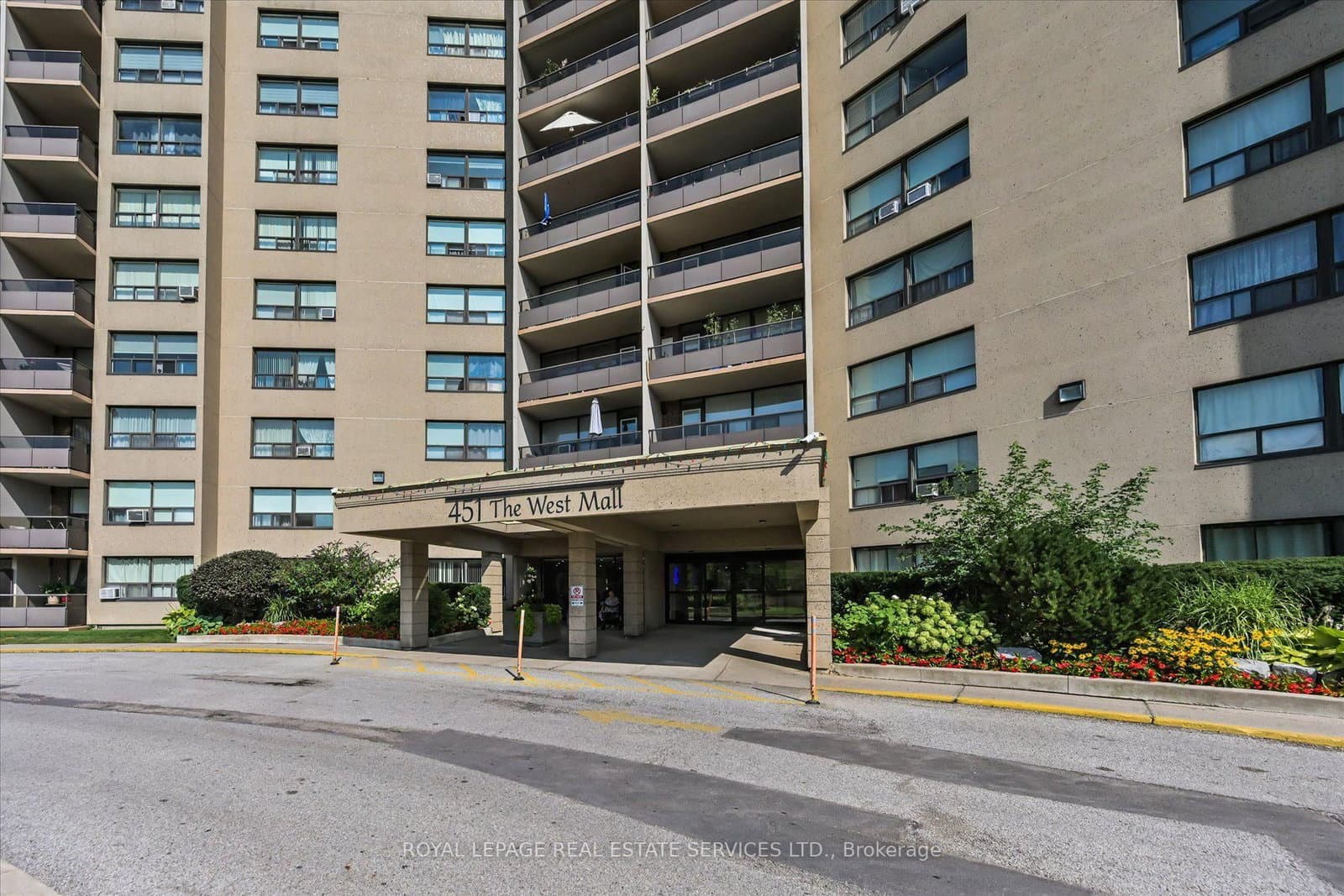451 The West Mall, Unit 1518 thumbnail 3