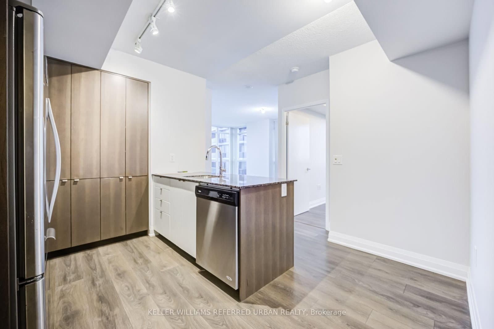 9 Valhalla Inn Road, Unit 2407 thumbnail 14