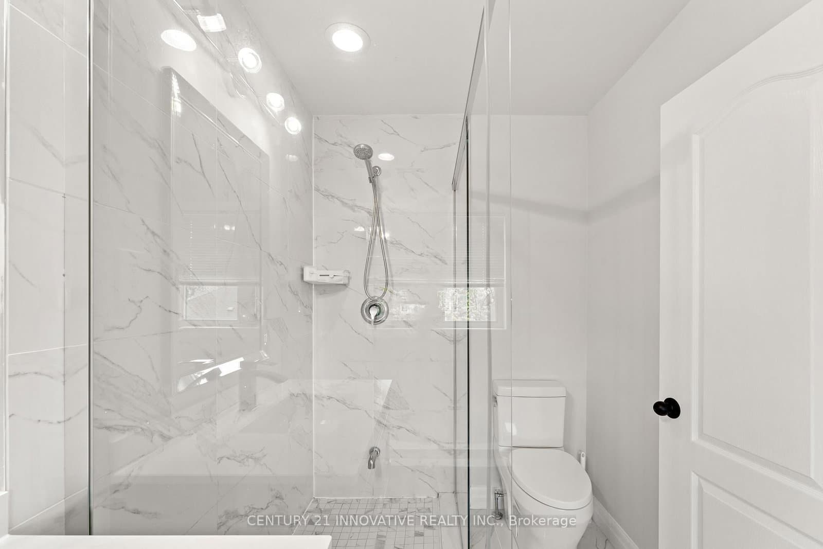 2442 Felhaber Crescent thumbnail 24