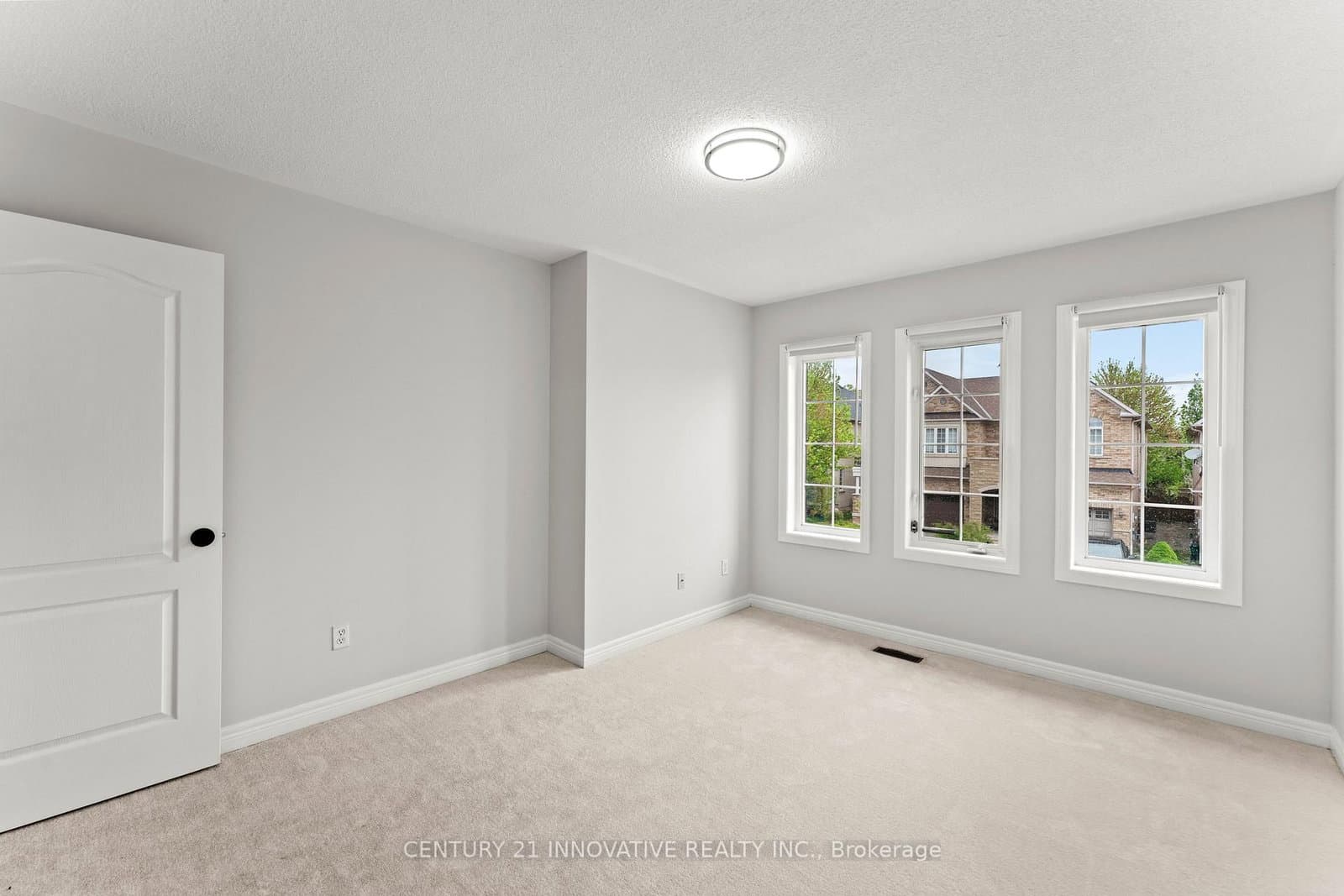 2442 Felhaber Crescent thumbnail 28
