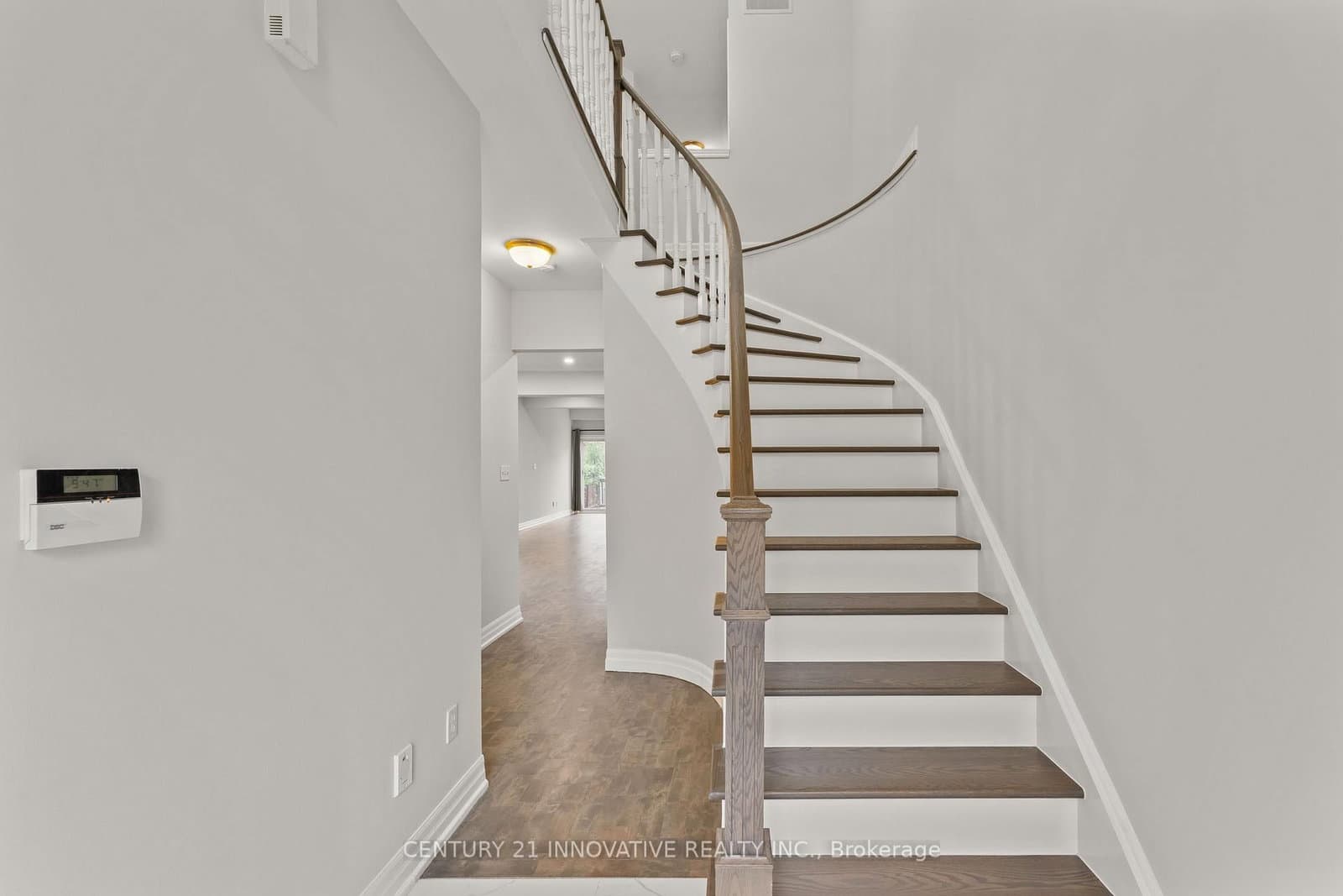 2442 Felhaber Crescent thumbnail 3