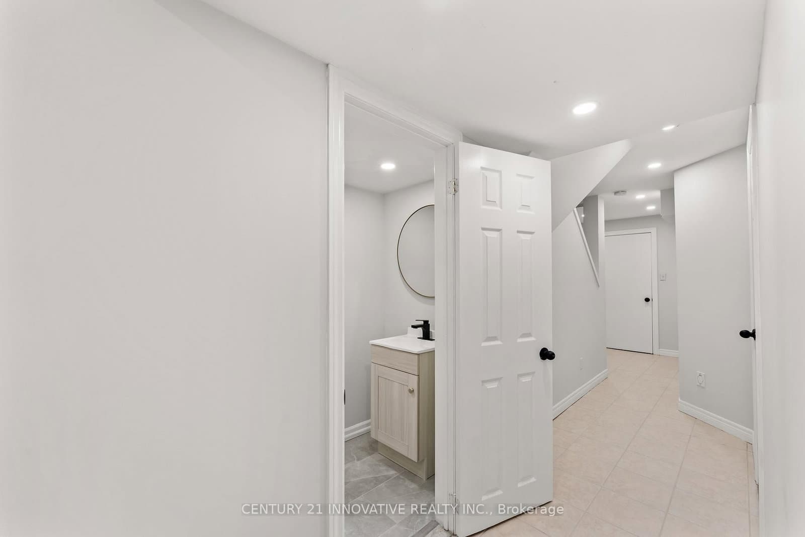 2442 Felhaber Crescent thumbnail 37