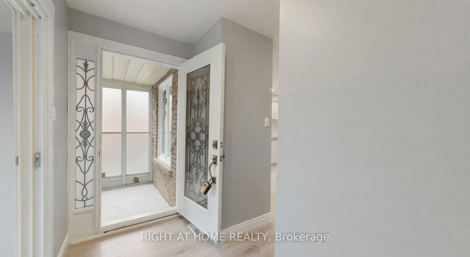 35 Chalfield Lane thumbnail 16