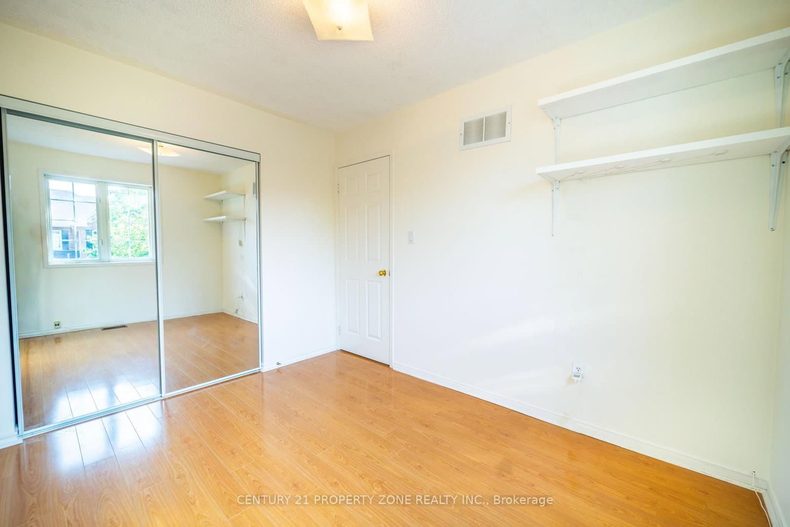 35 Malta Avenue, Unit 49 thumbnail 46