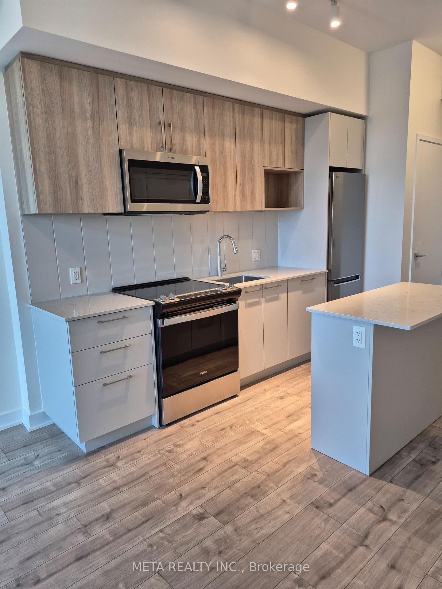 500 Plains Road E, Unit 615 thumbnail 4